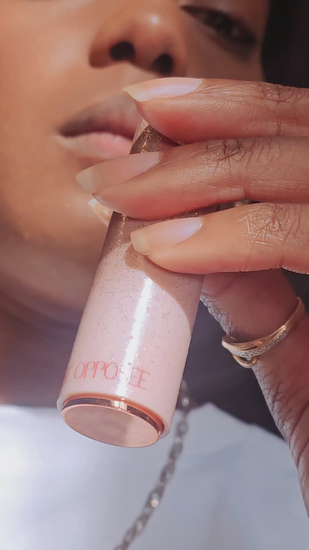 Caresse Opposée - Le Baume à Lèvres Rose Gold
